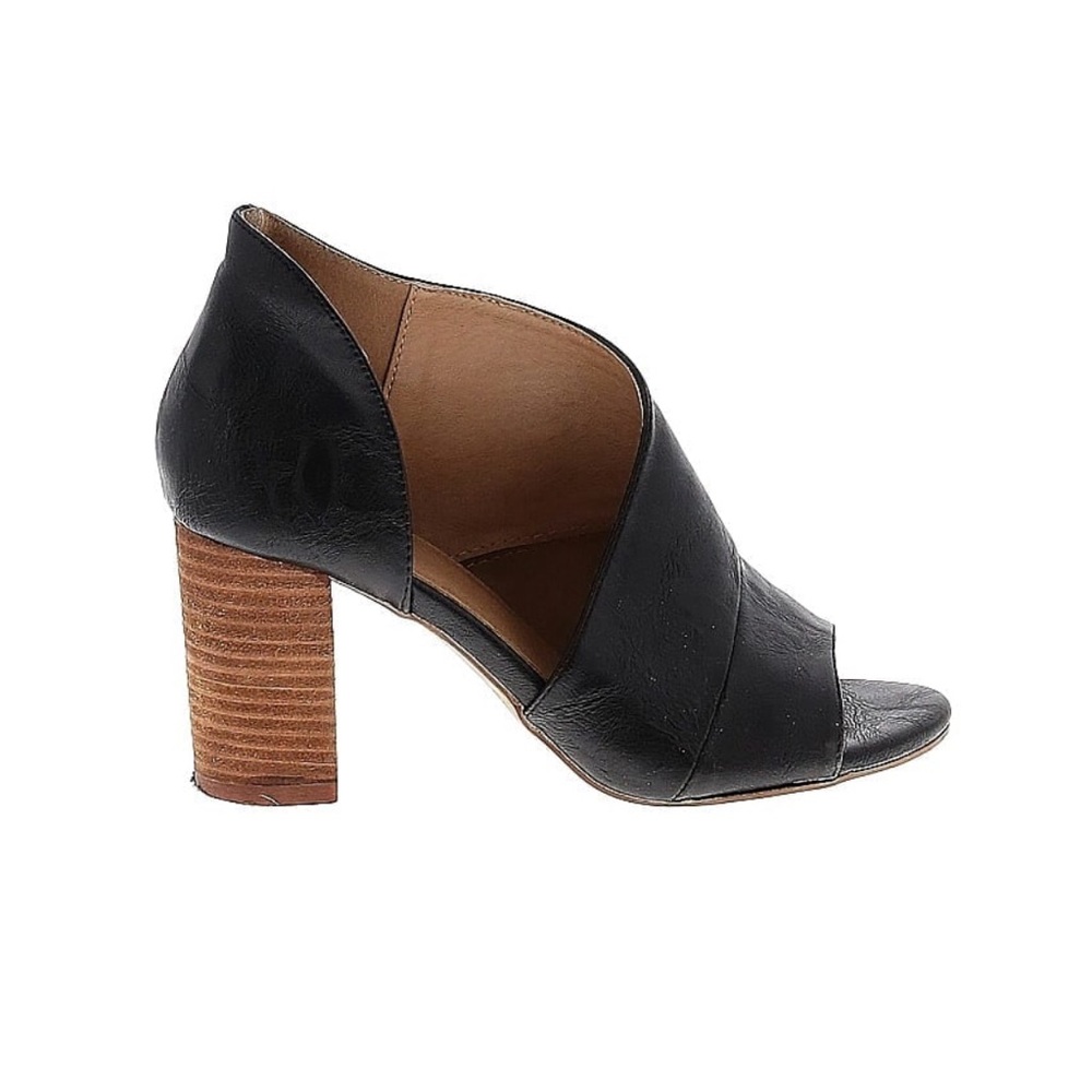 Catherine Malandrino Asymmetrical heels